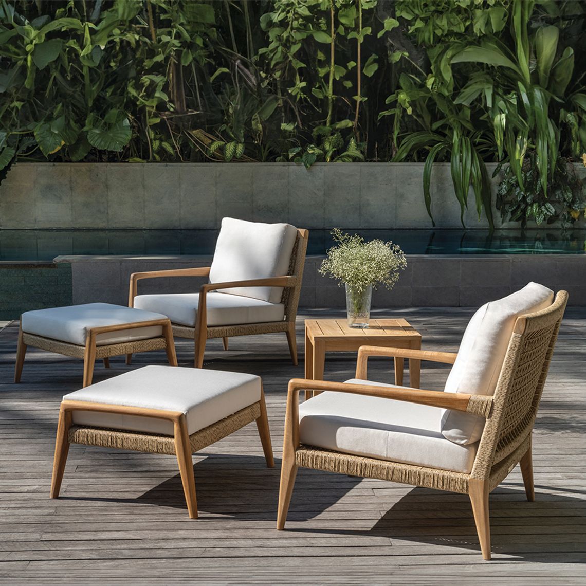 Kingsley Bate Barcelona Deep Seating Teak Lounge Chair and Ottoman Set - KB-BARCELONA-SET3