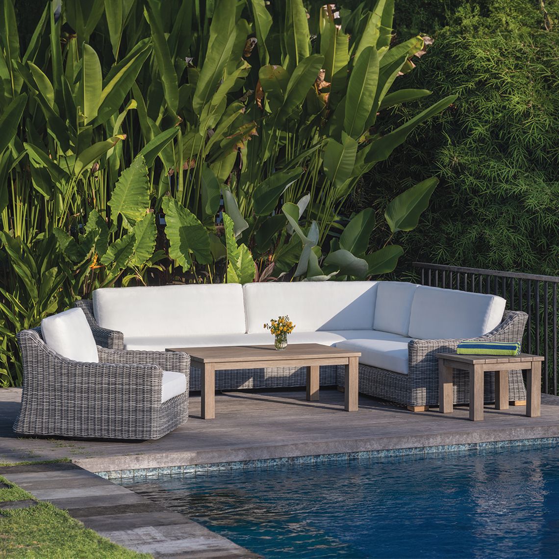 Kingsley Bate Tortola Wicker Sectional and Swivel Lounge Chair Set - KB-TORTOLA-SET5