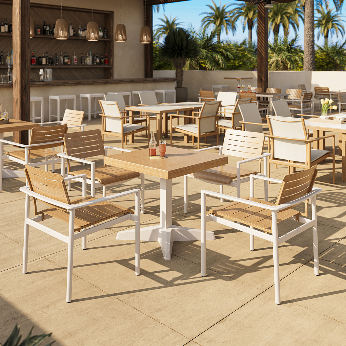 Castelle Davenport Slat Dining Set for 4