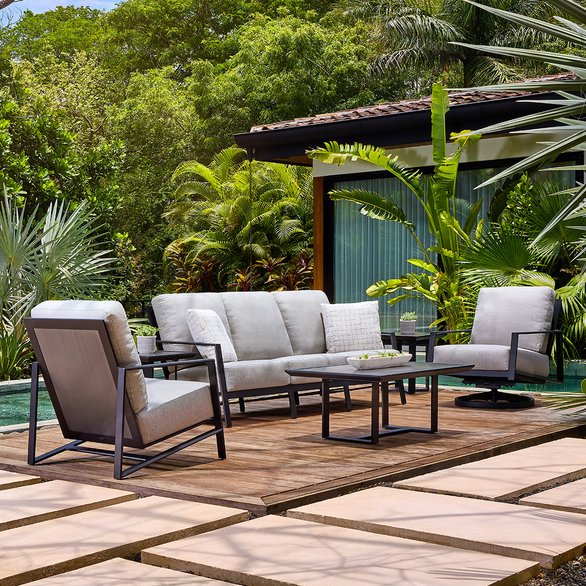 Castelle Prism Modern Patio Set