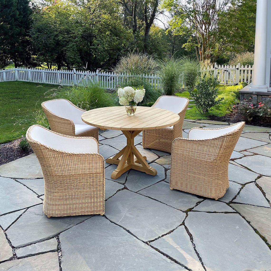 Provence 50" Round Teak Dining Table set