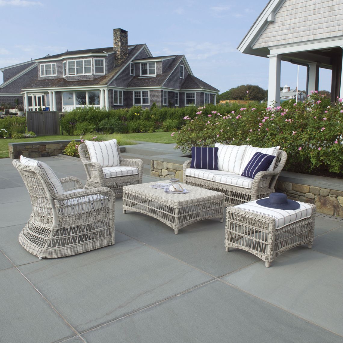 Southampton Wicker Patio Set