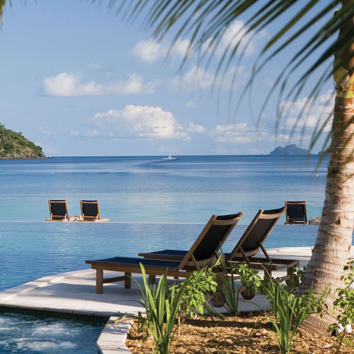Kingsley Bate St. Tropez Adjustable Chaise Loungers with Wheels back
