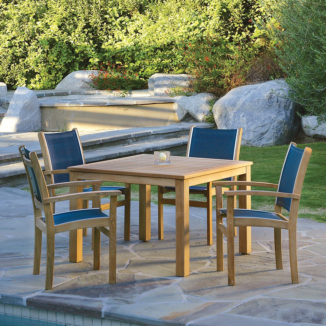 Wainscott 42.5" Square Dining Table set