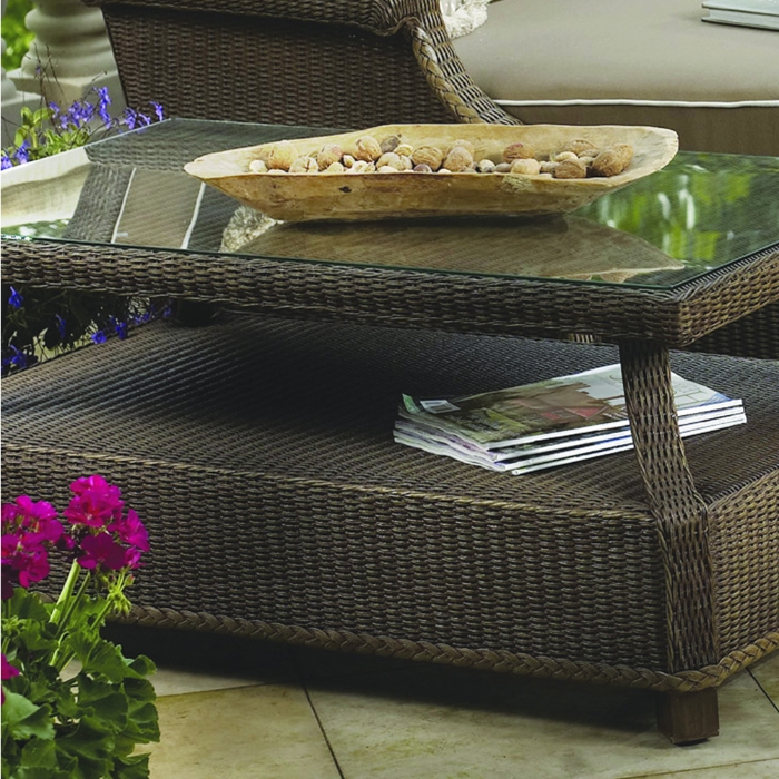 Hamptons Table Detail