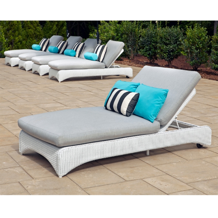 Double Adjustable Wicker Pool Chaise - 6040