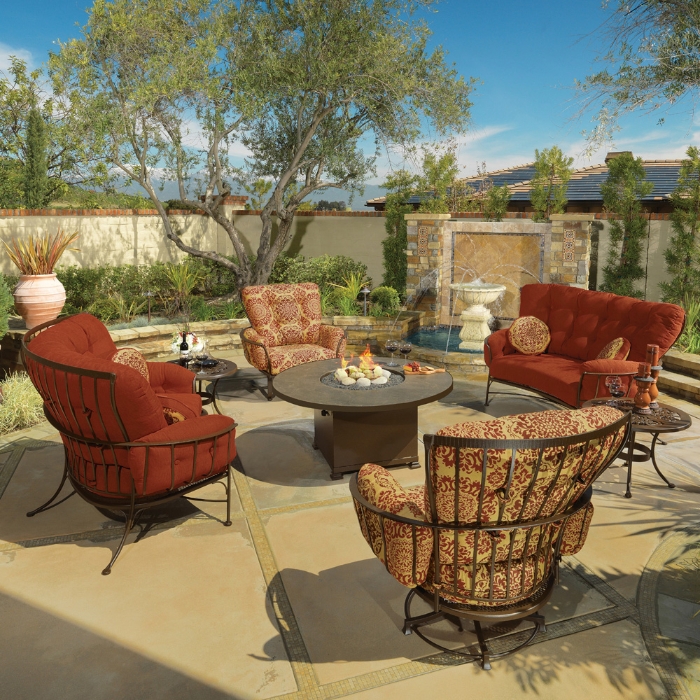 Monterra Fire Pit Lounge Set