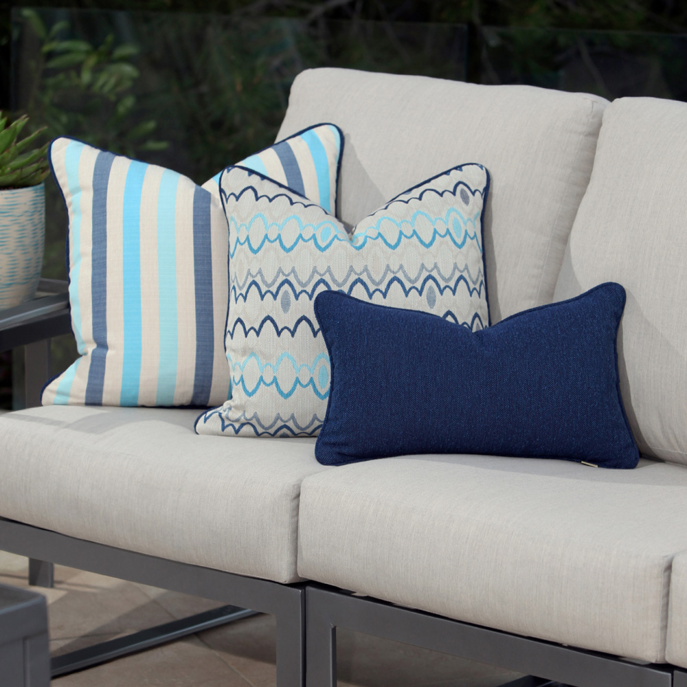 15" x 19" Boxed Pillow with Decorative Trim - BP-1519W