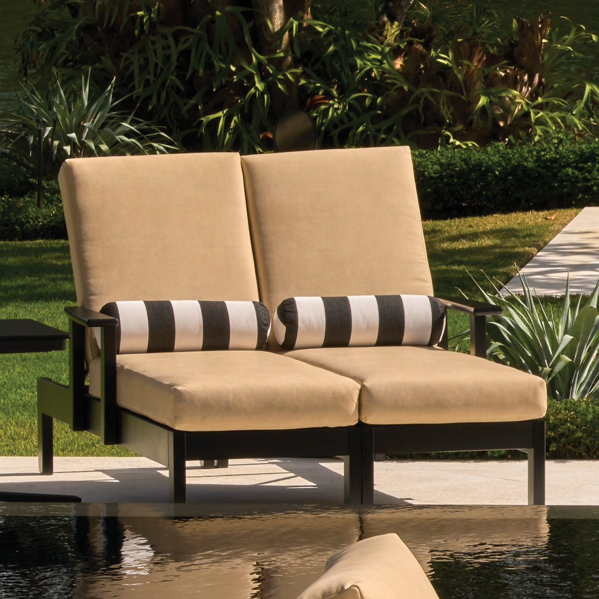 Telescope Casual Leeward Dual Chaise with Arms Set - TC-LEEWARD-SET32