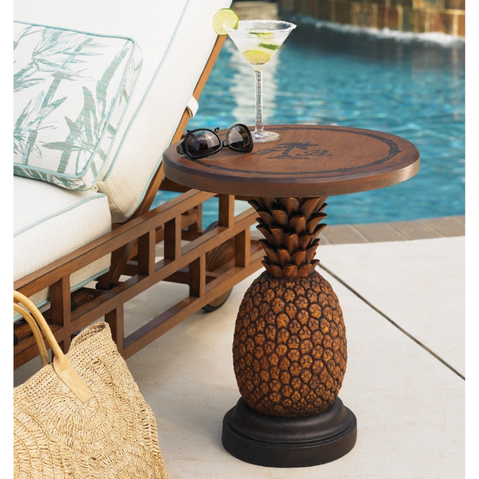 Alfresco Living aluminum end table