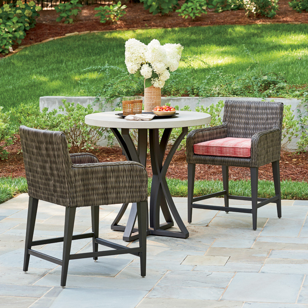 wicker outdoor furniture