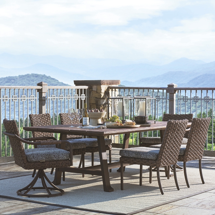 Kilimanjaro dining set