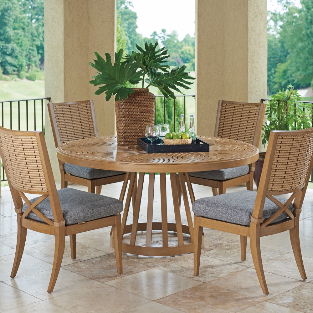 Los Altos Valley View aluminum dining table
