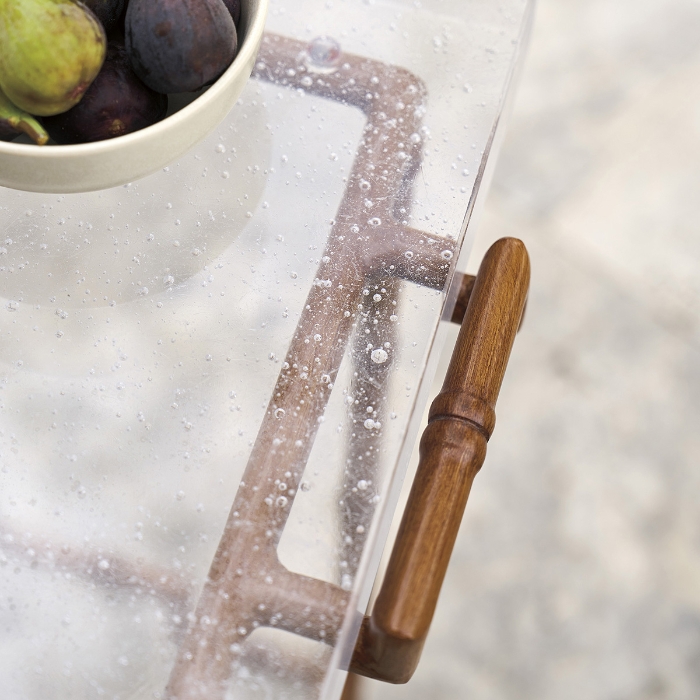 Tommy Bahama Palm Desert Poolside Accent Table detail
