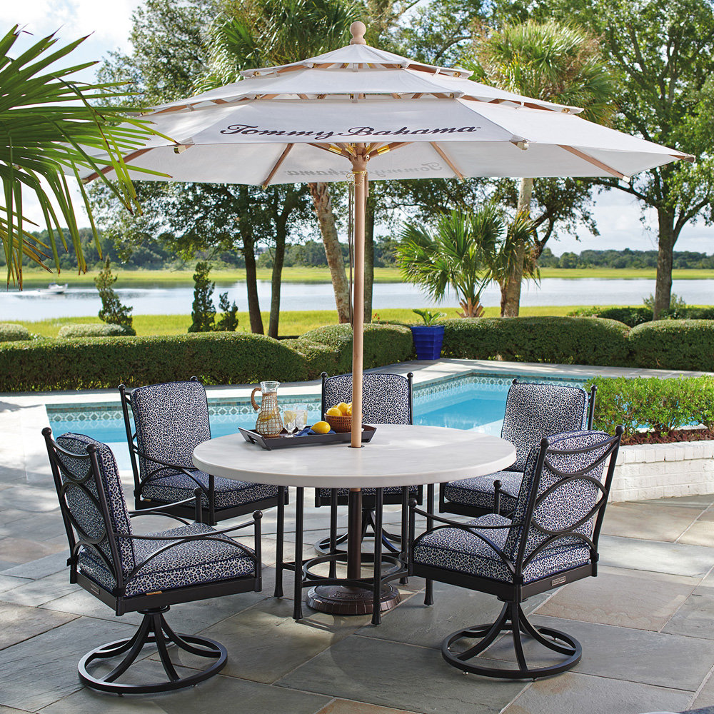 custom color outdoor furniture