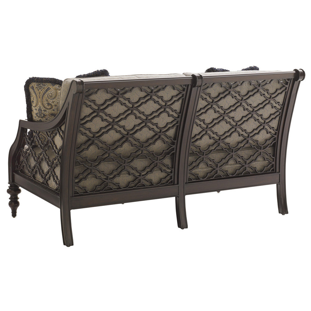 traditional outdoor furniture