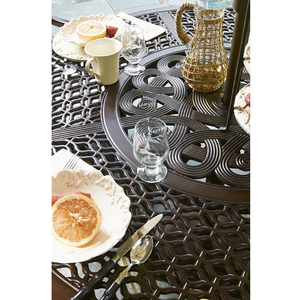 traditional outdoor dining table