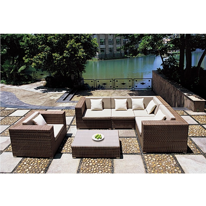Arzo wicker coffee table with acrylic top