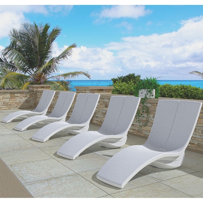 Tropitone marine grade polymer chaise