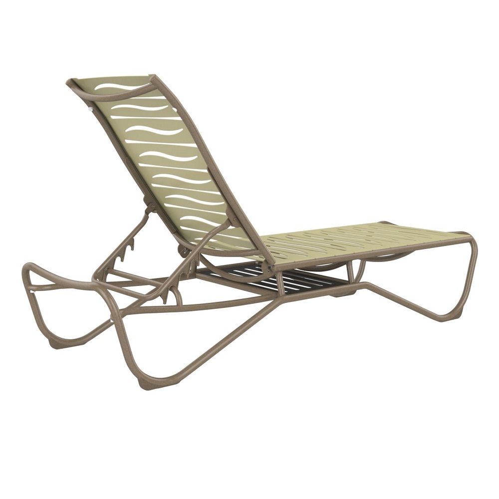chaise stacked