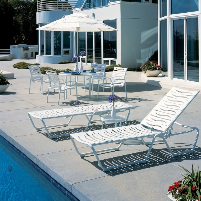 MILLENIA aluminum chaise with vinyl straps