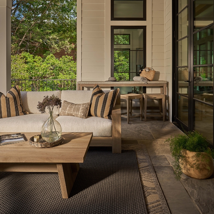 Saratoga Teak Patio Set detail
