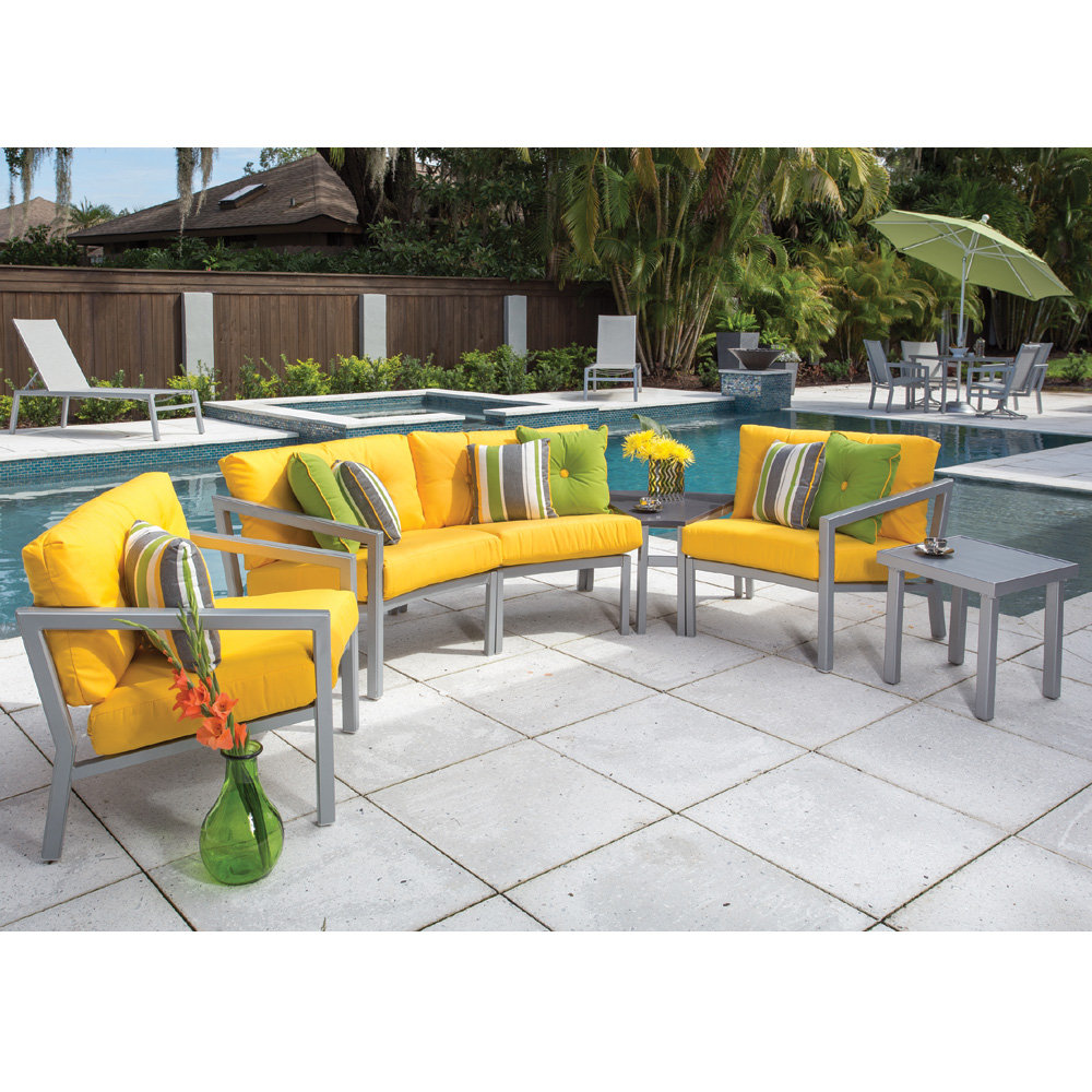 Madrid aluminum sectional table
