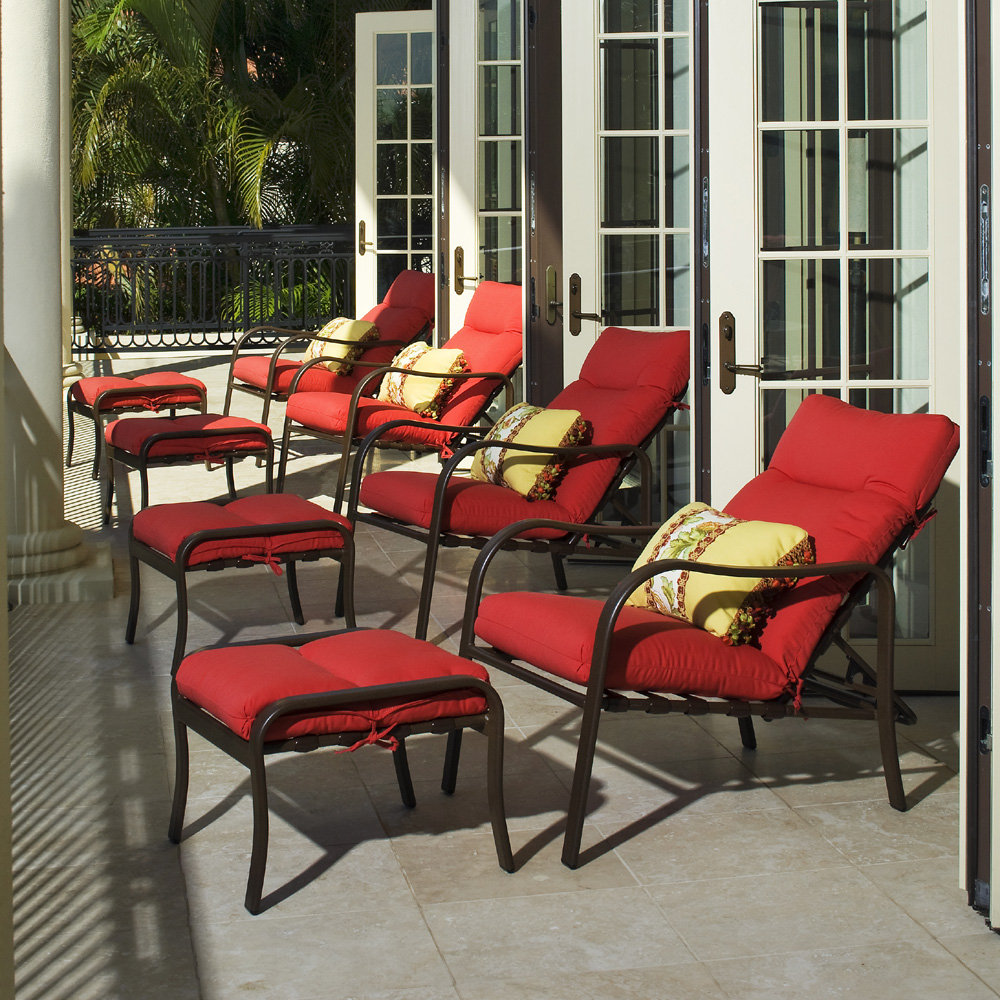 Aluminum recliner with foam cushion
