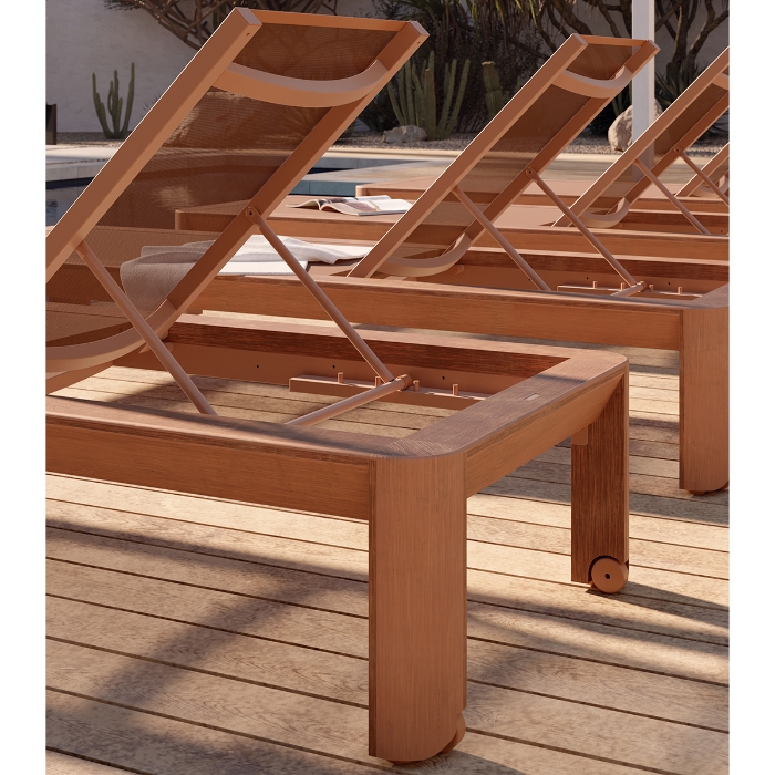 Woodard Beau NexTeak Sling Chaise Lounger frame detail